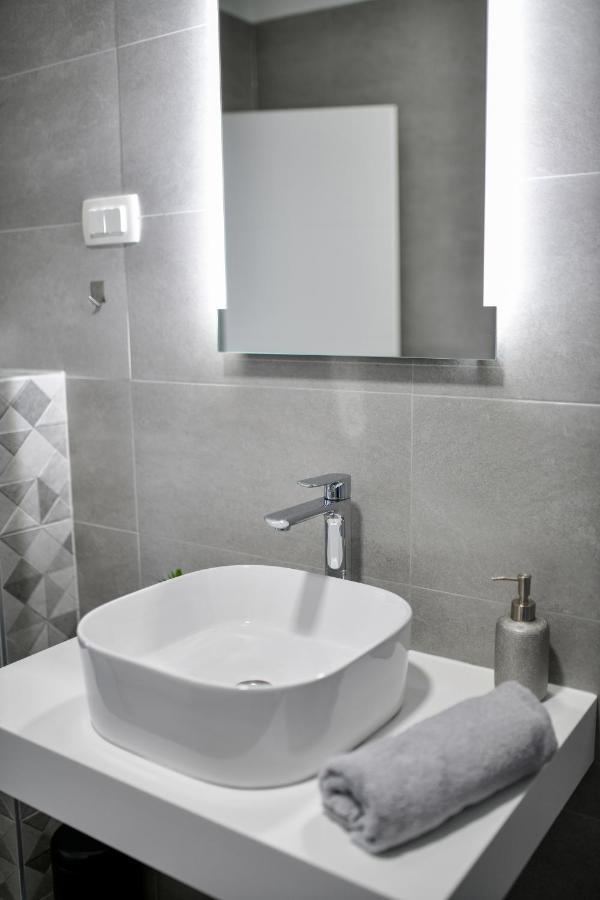 Luxe Apartments ซาดาร์ ภายนอก รูปภาพ